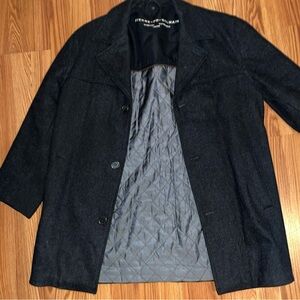 Pierre Balmain large black trench coat Size Large Great Condition